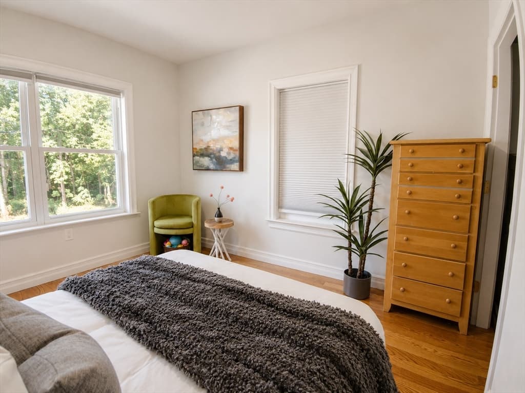 360 Harvard St, Boston MA 02124 photo 17