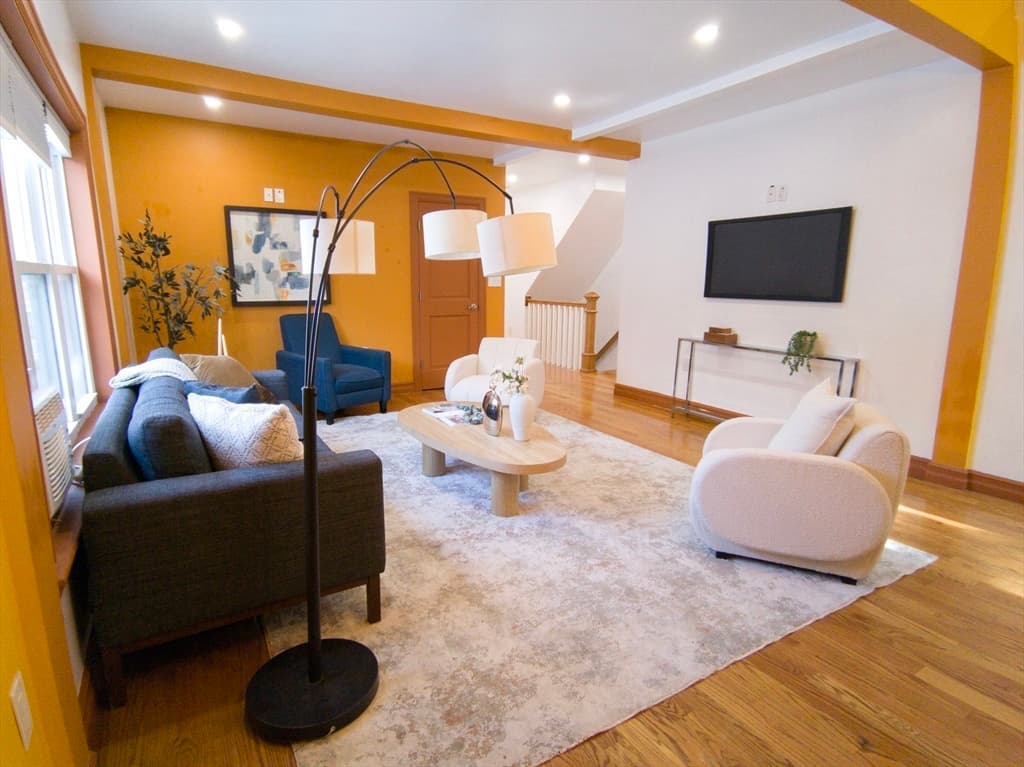 360 Harvard St, Boston MA 02124 photo 9