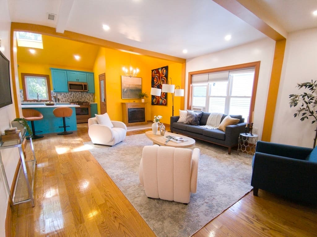 360 Harvard St, Boston MA 02124 photo 4