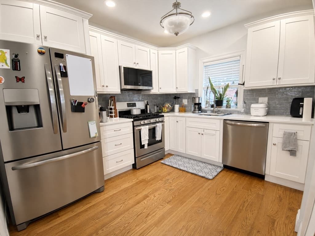 360 Harvard St, Boston MA 02124 photo 25