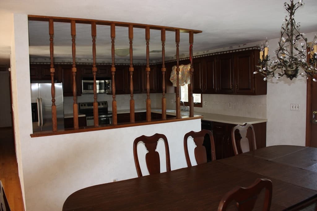 3 Tinkham Avenue, Burlington MA 01803 photo 4