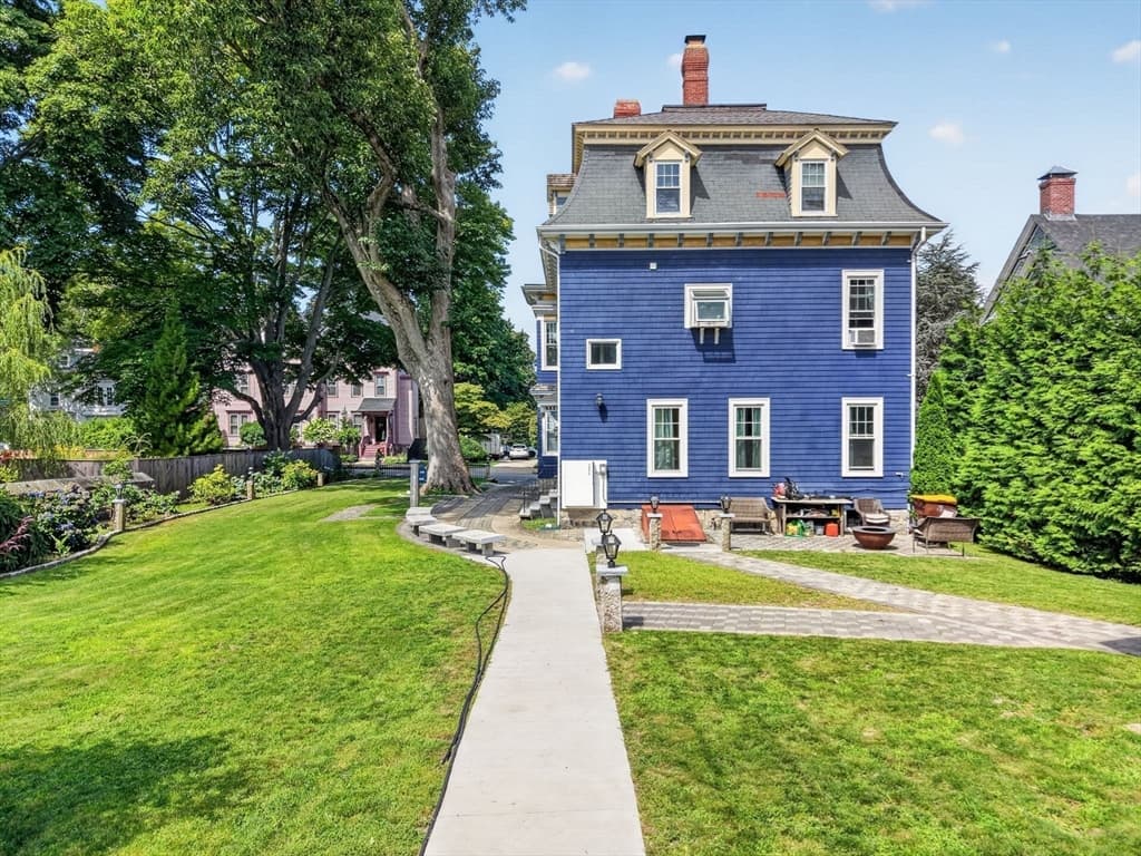 153 Belmont St, Fall River MA 02720 photo 38
