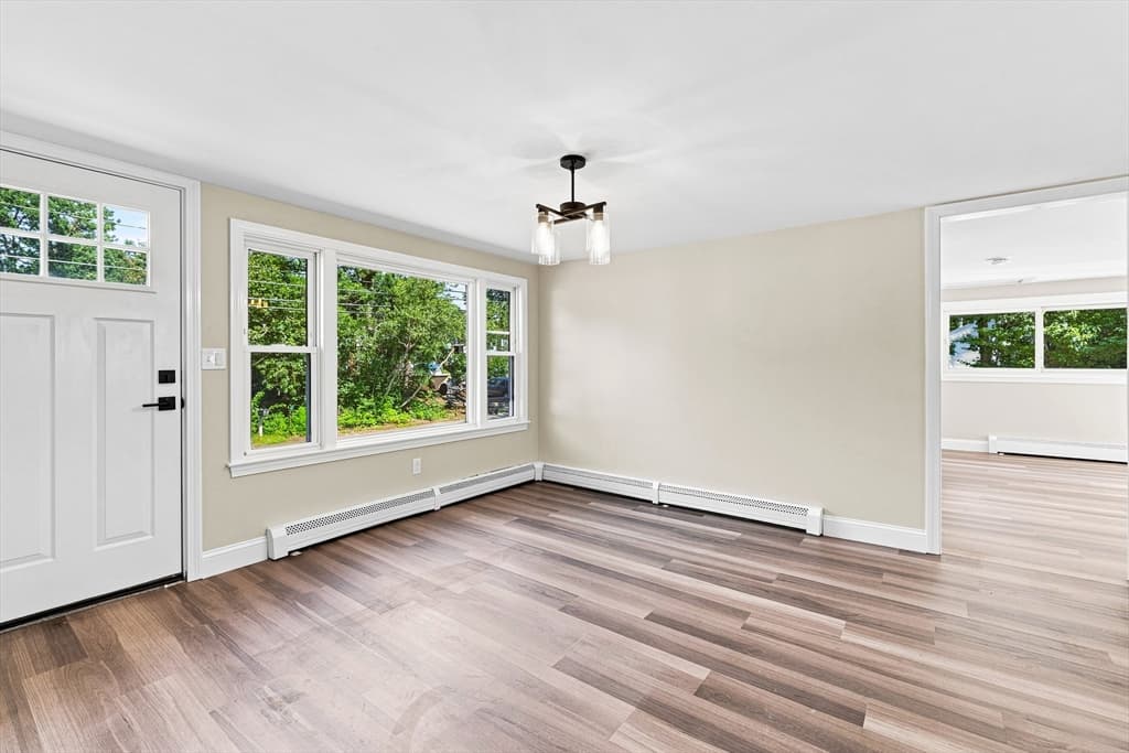 97 Plymouth Ave, Wareham MA 02538 photo 6