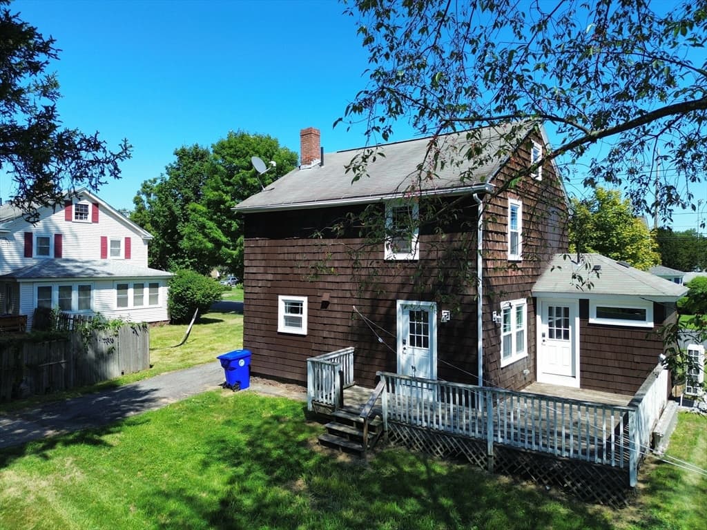 Single Family Residence at 408 Davis St, Greenfield MA 01301, Greenfield, photo 3 of 26