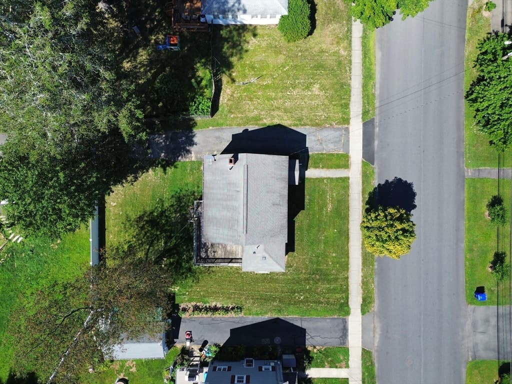 Single Family Residence at 408 Davis St, Greenfield MA 01301, Greenfield, photo 24 of 26