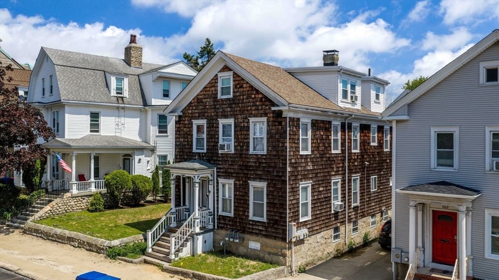 304 County St, New Bedford MA 02740 photo 3