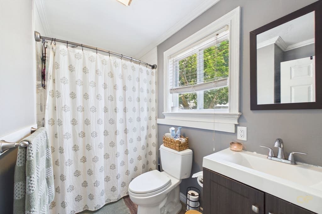304 County St, New Bedford MA 02740 photo 15