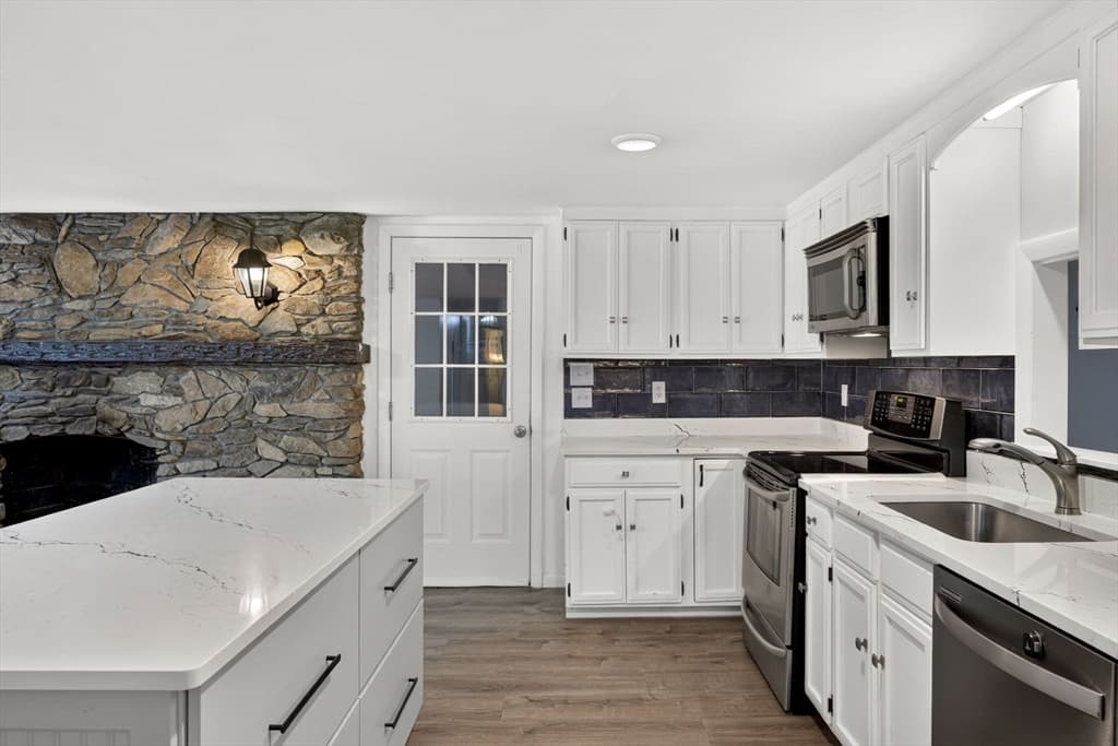 14 Veeder Dr, Falmouth MA 02536 photo 16
