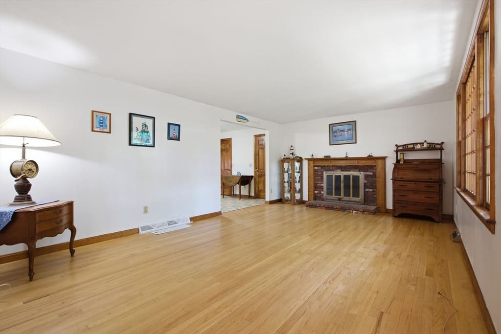 38 Mcnamara Rd, Yarmouth MA 02673 photo 5