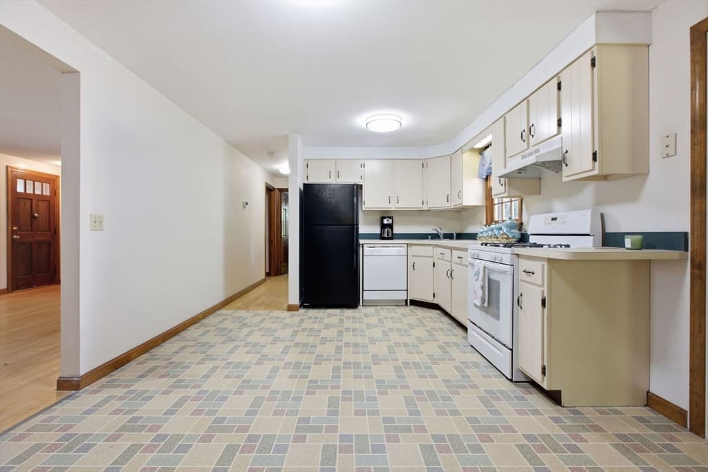 38 Mcnamara Rd, Yarmouth MA 02673 photo 20