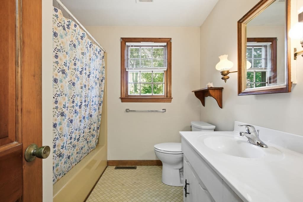 38 Mcnamara Rd, Yarmouth MA 02673 photo 24