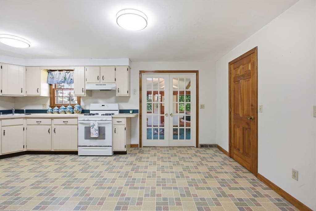 38 Mcnamara Rd, Yarmouth MA 02673 photo 18