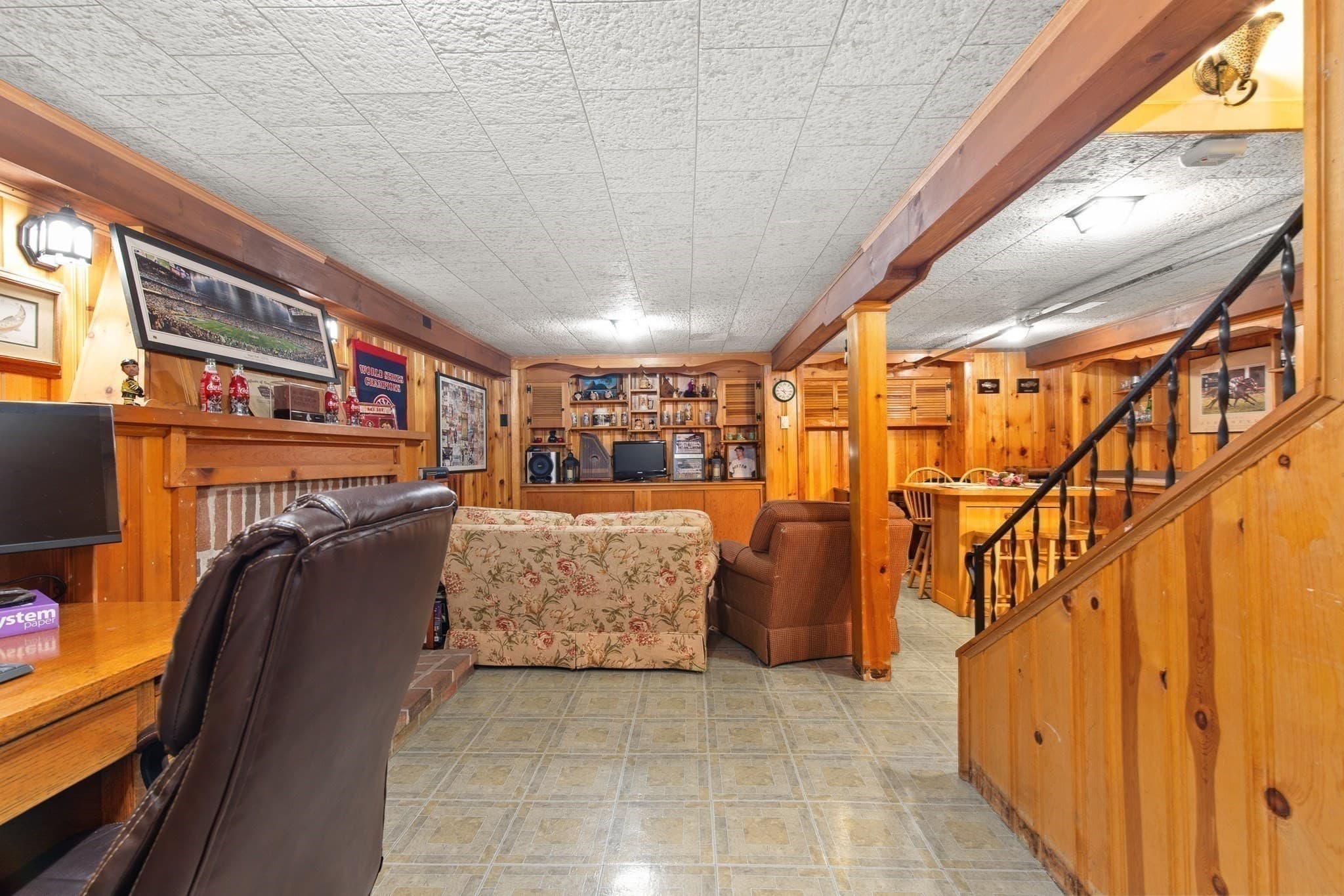 Single Family Residence at 45 Westwood Dr, Whitman MA 02382, Whitman, photo 17 of 23