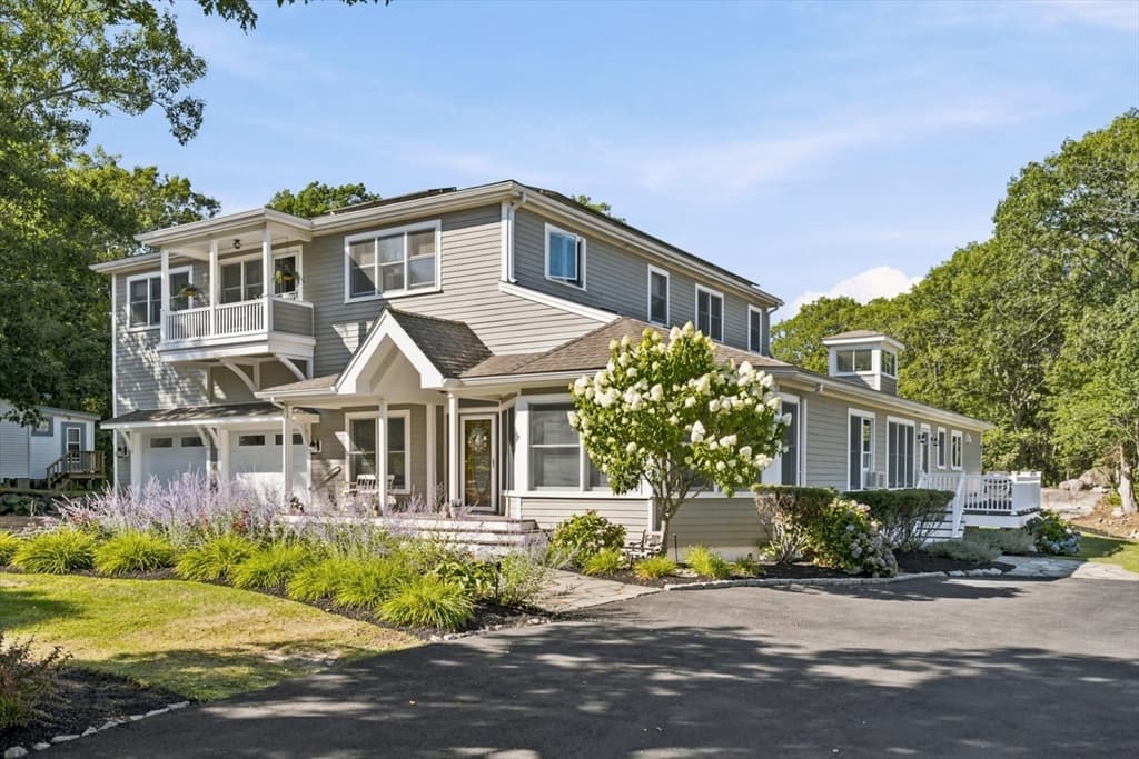 9 Oxford Road, Gloucester MA 01930