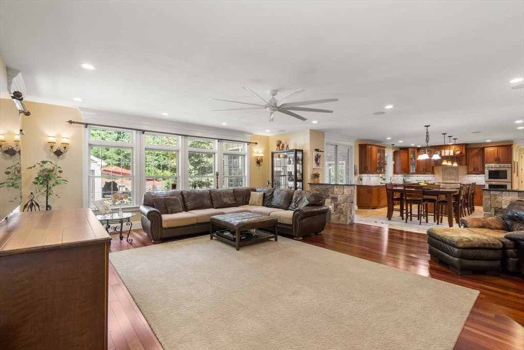 50 Opal Circle, Franklin MA 02038 photo 6