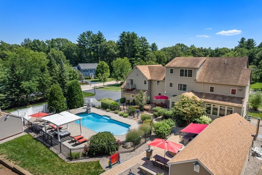 50 Opal Circle, Franklin MA 02038 photo 3