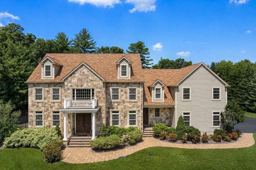 50 Opal Circle, Franklin MA 02038