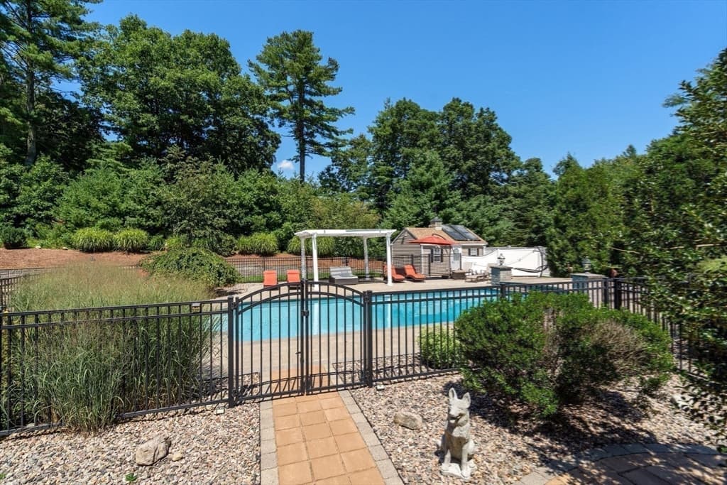 50 Opal Circle, Franklin MA 02038 photo 31