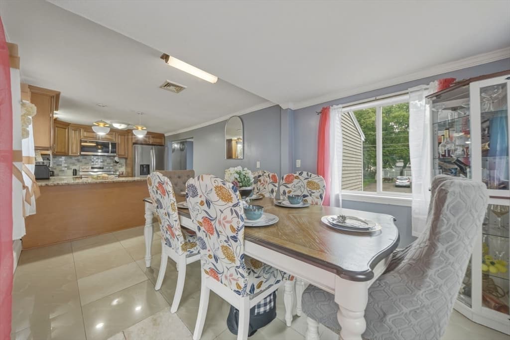 280 Ettrick St, Brockton MA 02301 photo 18