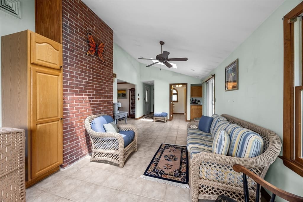 2 Franconia Ave, Wareham MA 02571 photo 27