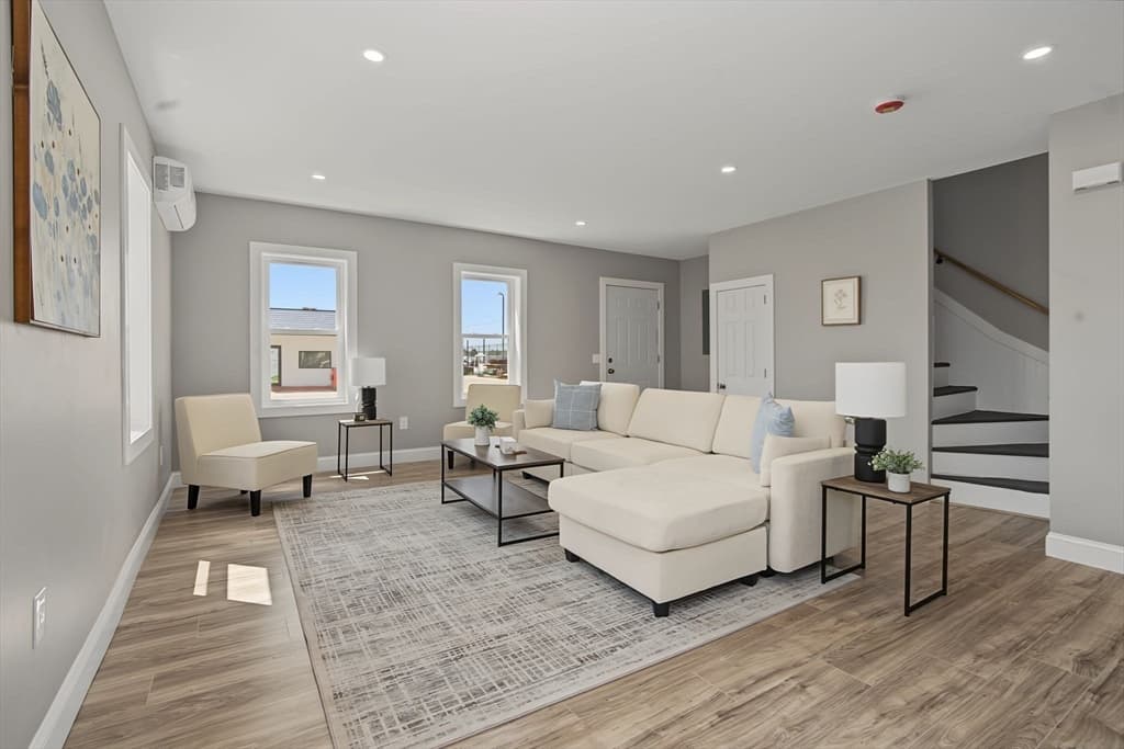 85 Middle St, Fairhaven MA 02719 photo 6