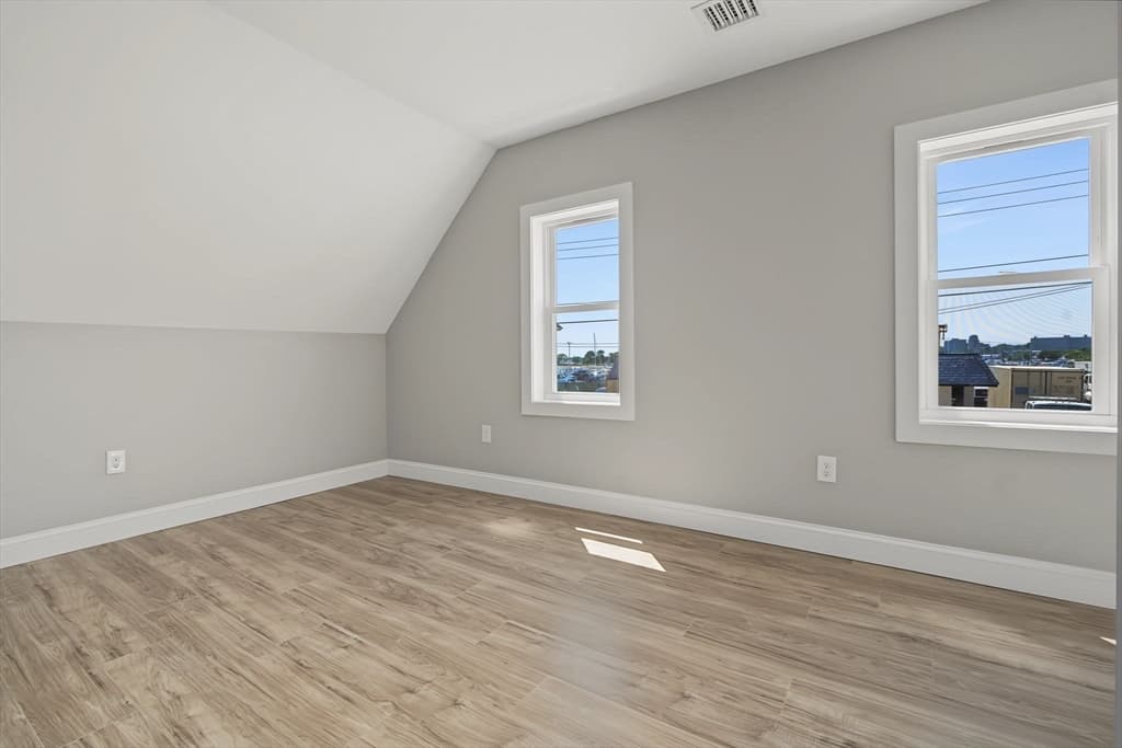 85 Middle St, Fairhaven MA 02719 photo 12
