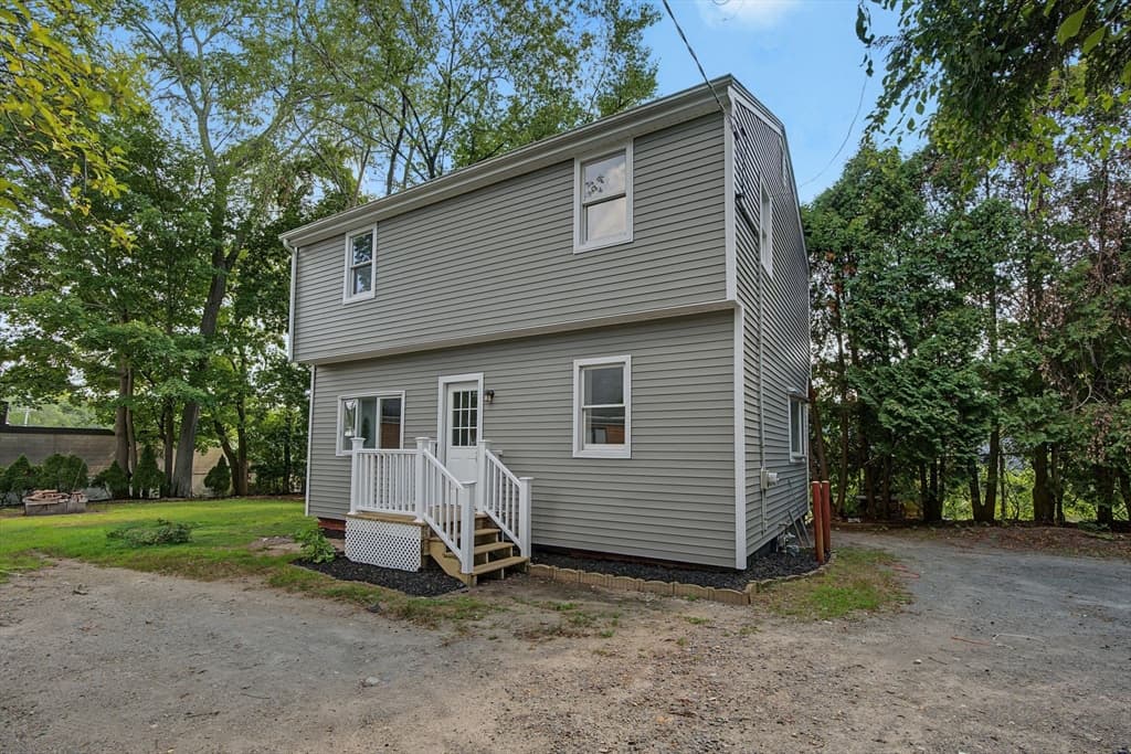 3-R Buttonwood Ter, Attleboro MA 02703