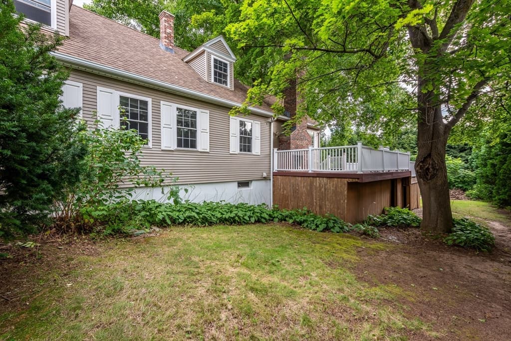 289 Morgan St, South Hadley MA 01075 photo 38