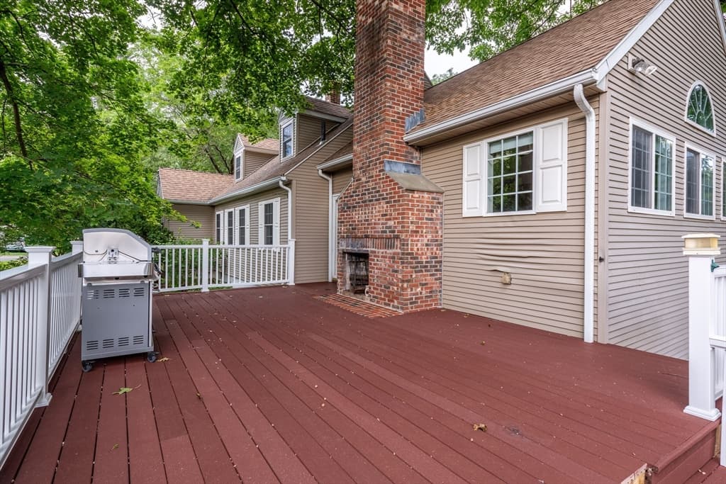 289 Morgan St, South Hadley MA 01075 photo 31