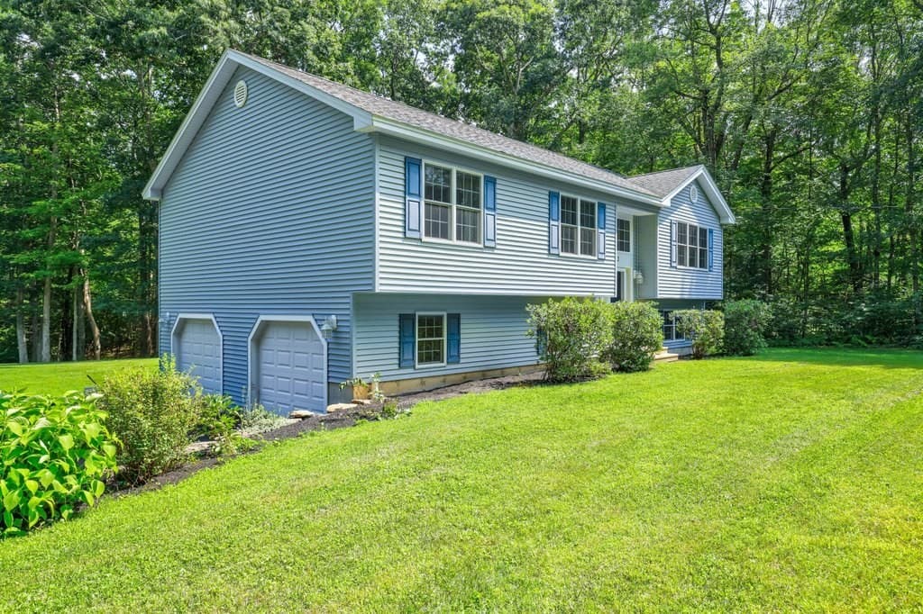 23 Sherwood Dr, Spencer MA 01562 photo 7