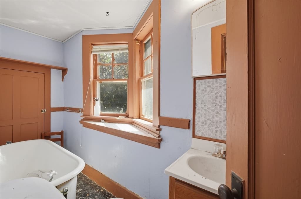 18 Linfield St, Holbrook MA 02343 photo 19