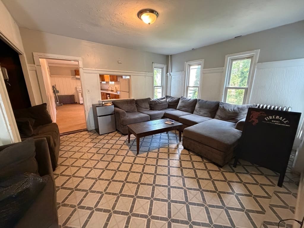 123 Myrtle Ave, Fitchburg MA 01420 photo 23