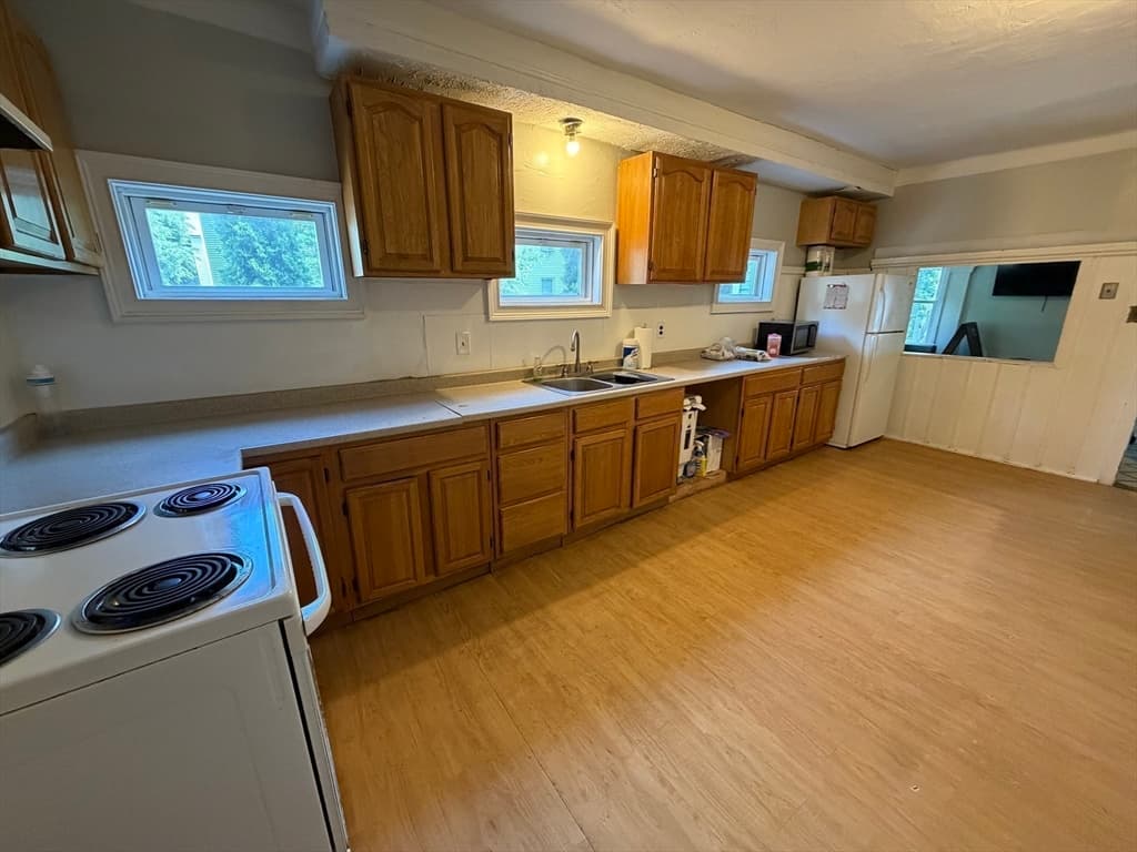 123 Myrtle Ave, Fitchburg MA 01420 photo 19