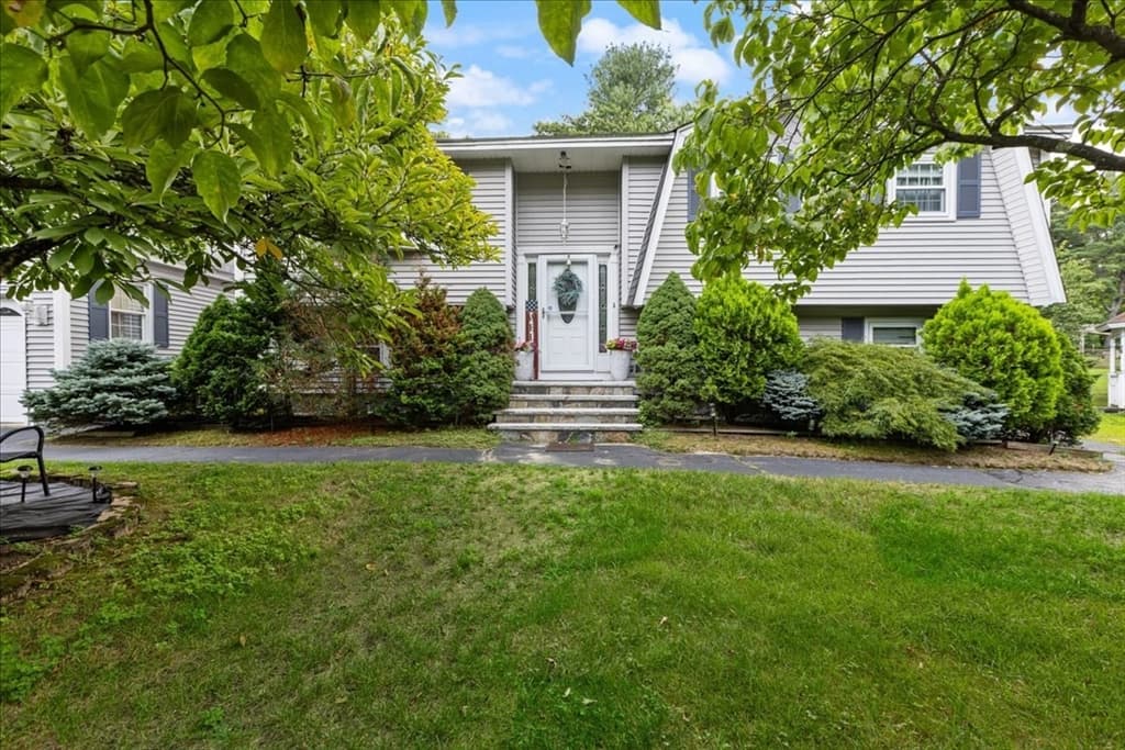 40 Bradford, Tewksbury MA 01876 photo 6
