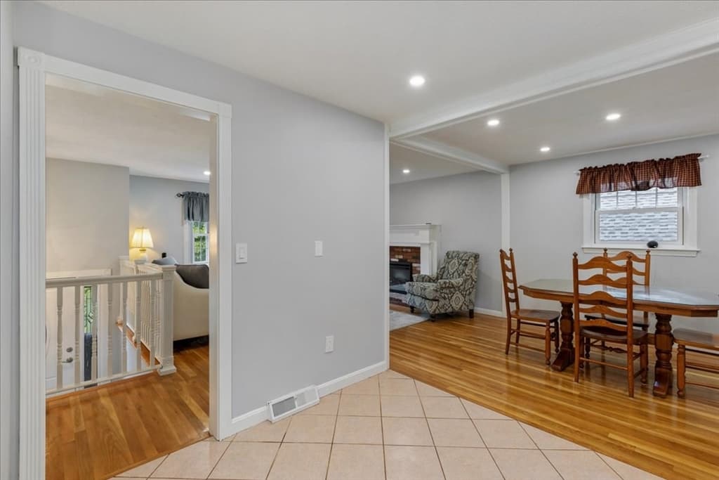 40 Bradford, Tewksbury MA 01876 photo 17