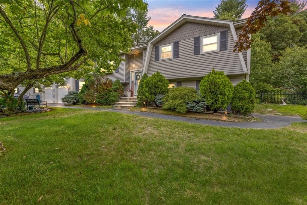 40 Bradford, Tewksbury MA 01876