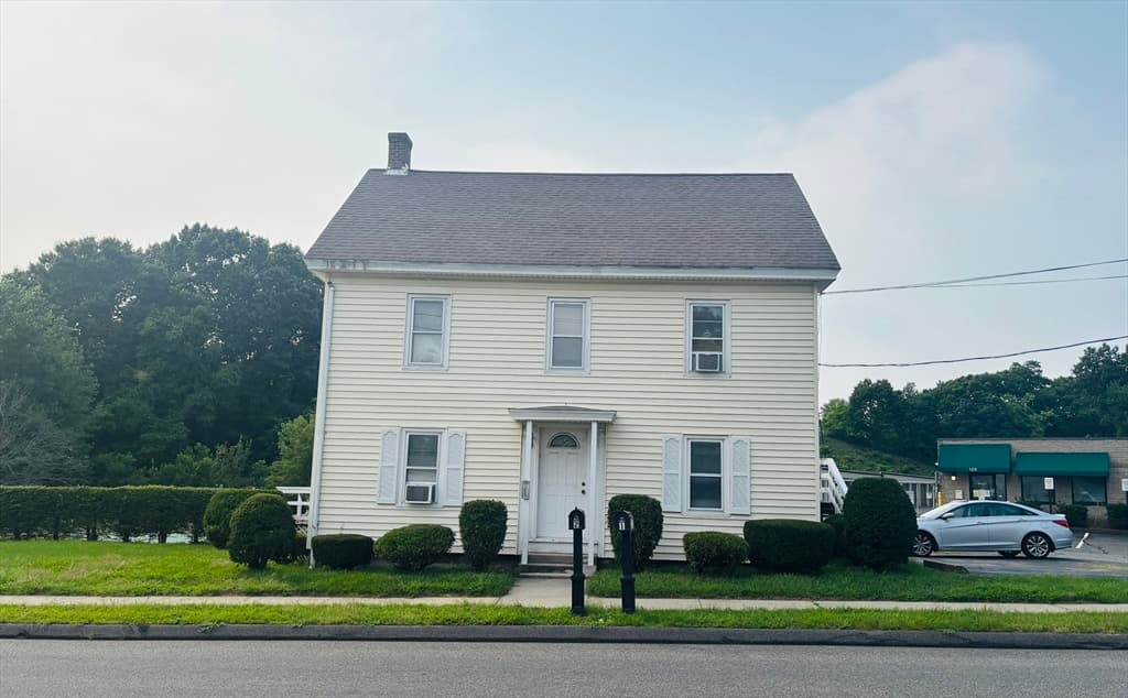 103 Sheridan St, Chicopee MA 01020