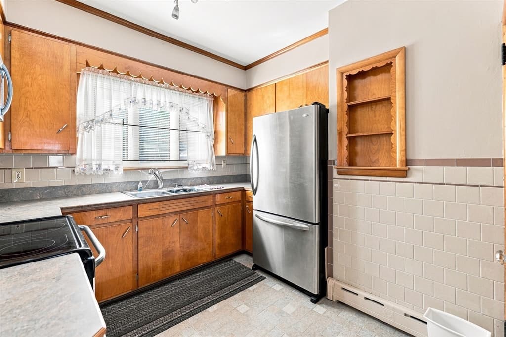 173 Kilburn St, Fall River MA 02724 photo 18