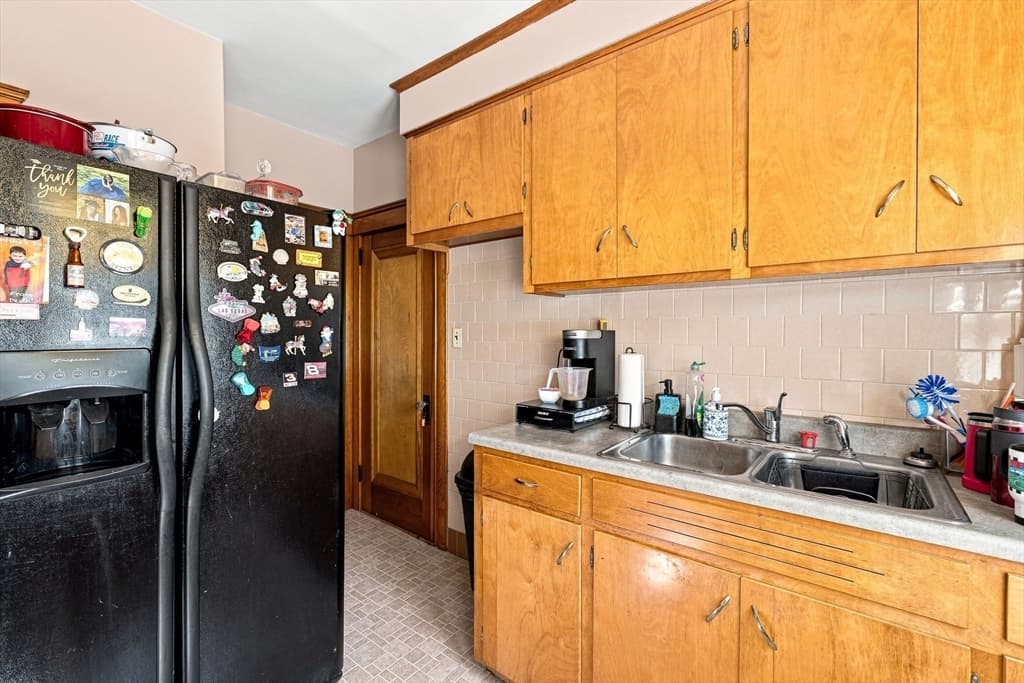 173 Kilburn St, Fall River MA 02724 photo 21