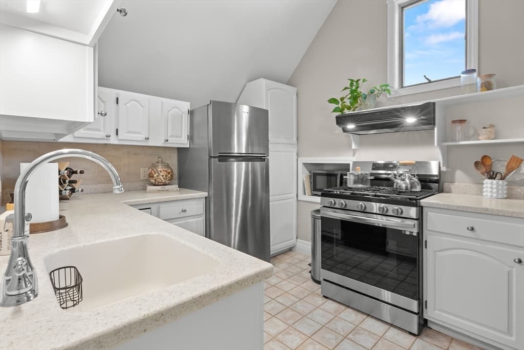 54 Bromfield Street # 5, Newburyport MA 01950 photo 12