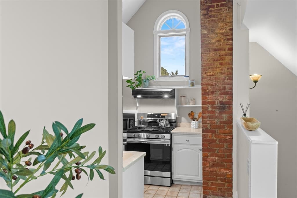 54 Bromfield Street # 5, Newburyport MA 01950 photo 11