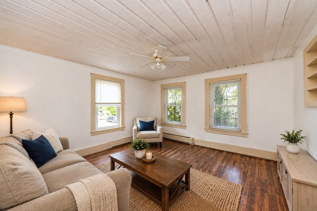 189 Oak St, Clinton MA 01510 photo 11