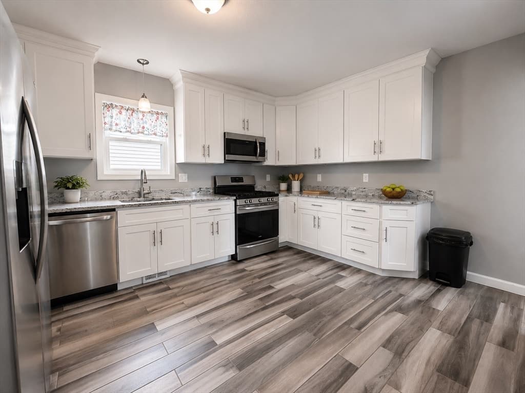 14 Newbury St, Revere MA 02151 photo 5