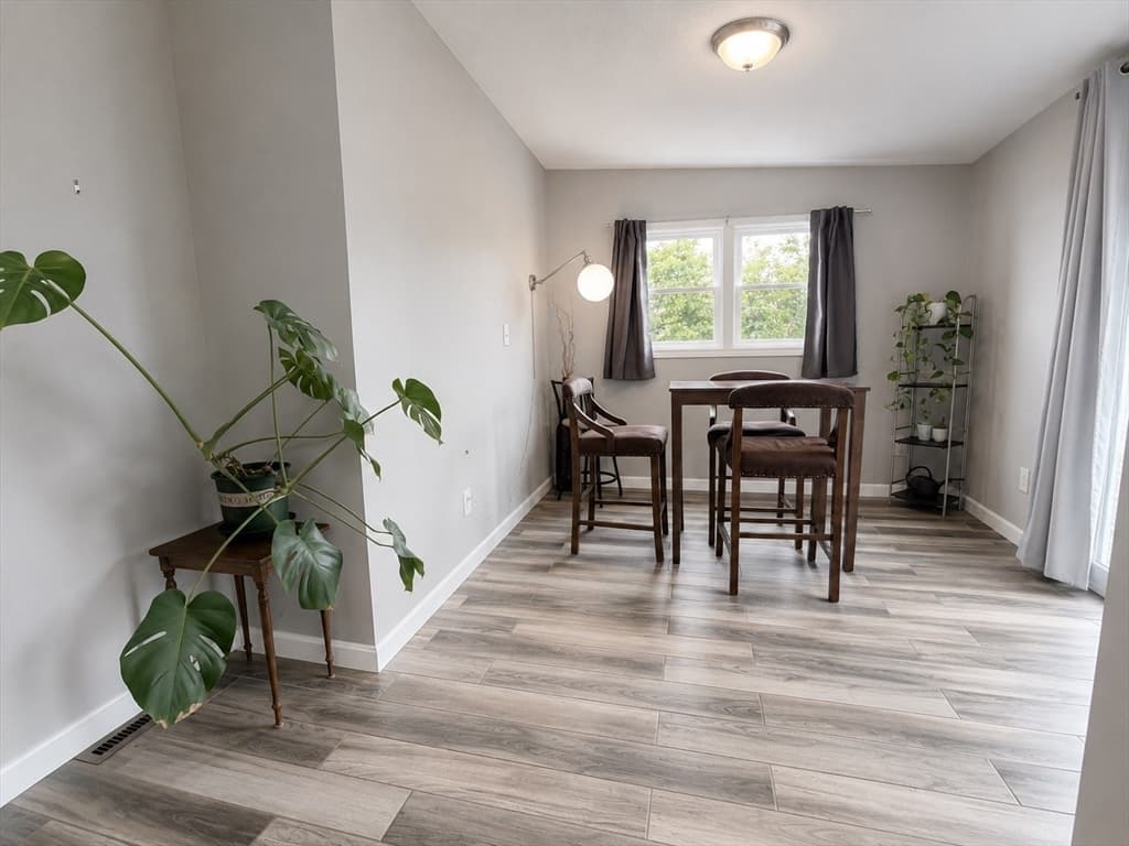 14 Newbury St, Revere MA 02151 photo 10