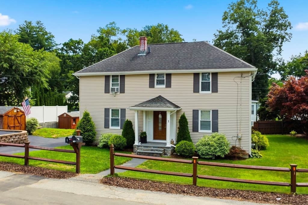 1 Oak St, Tewksbury MA 01876