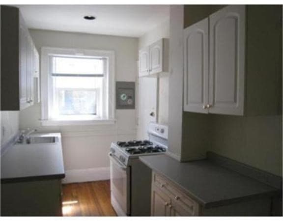 Condominium at 590 Washington St # 2, Brookline MA 02446, photo 3 of 14