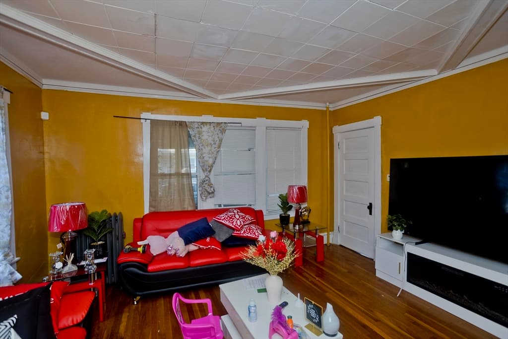 Single Family Residence at 173 Albemarle St, Springfield MA 01109, Springfield, photo 16 of 22