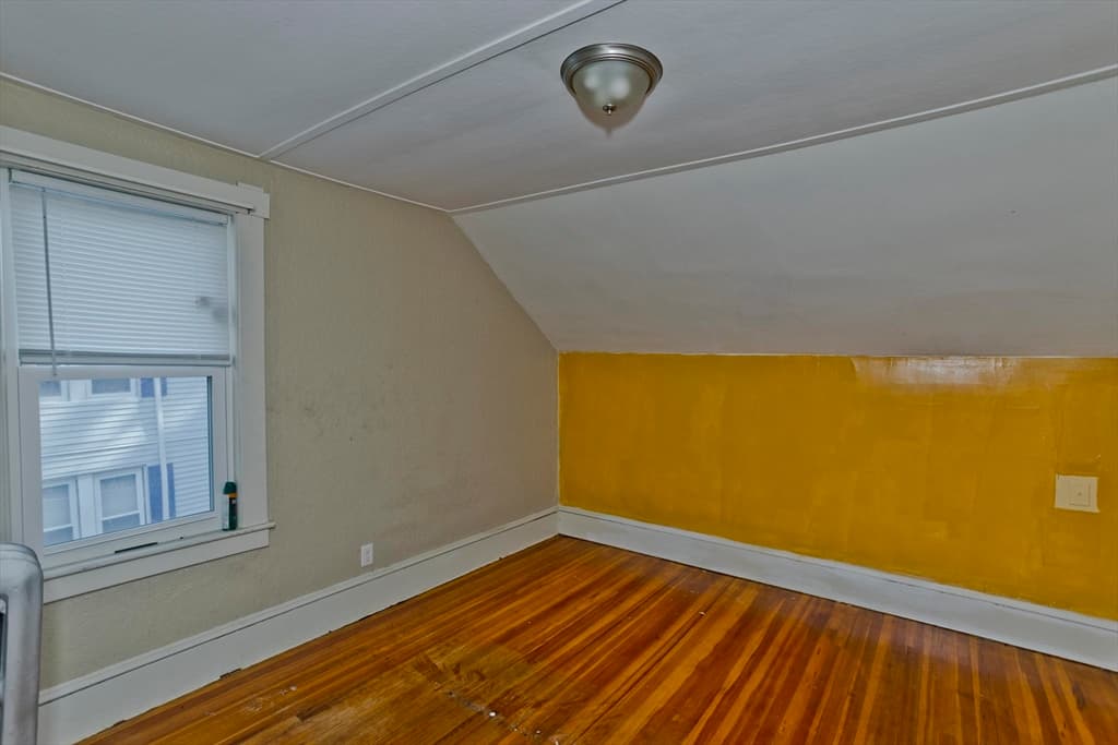 Single Family Residence at 173 Albemarle St, Springfield MA 01109, Springfield, photo 5 of 22