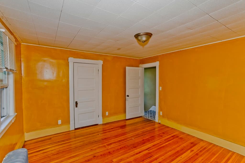 Single Family Residence at 173 Albemarle St, Springfield MA 01109, Springfield, photo 4 of 22