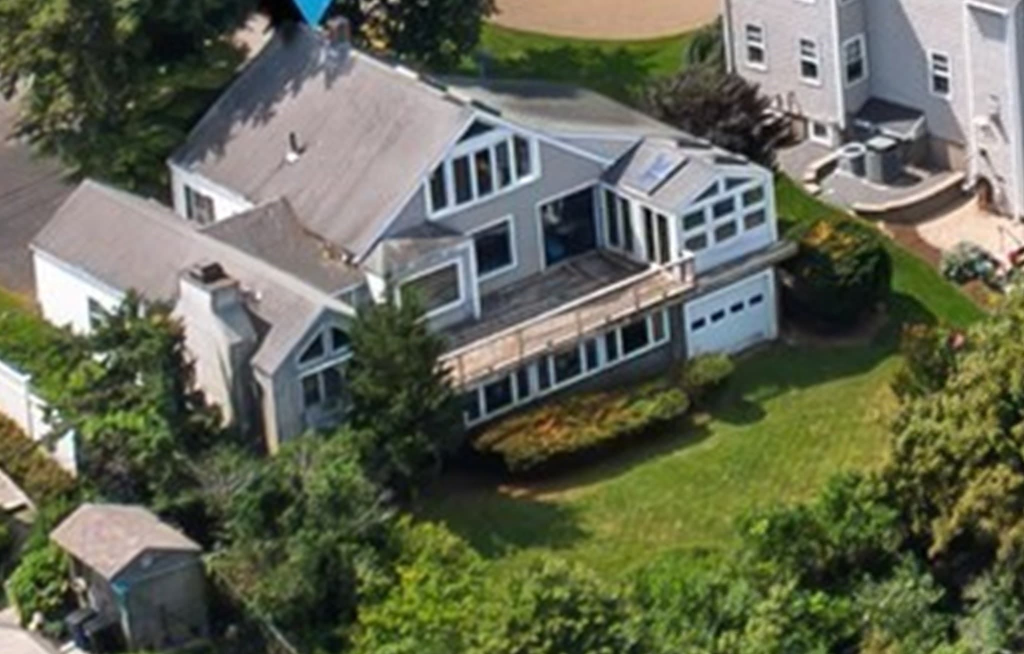 Single Family Residence at 56 Prospect Hill Dr, Weymouth MA 02191, photo 9 of 37